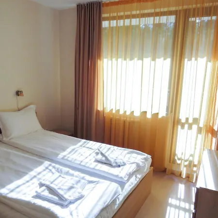 Rivendell Gardens Complex Apartament *