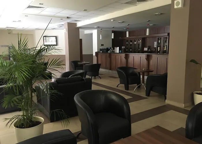 Rivendell Gardens Complex *