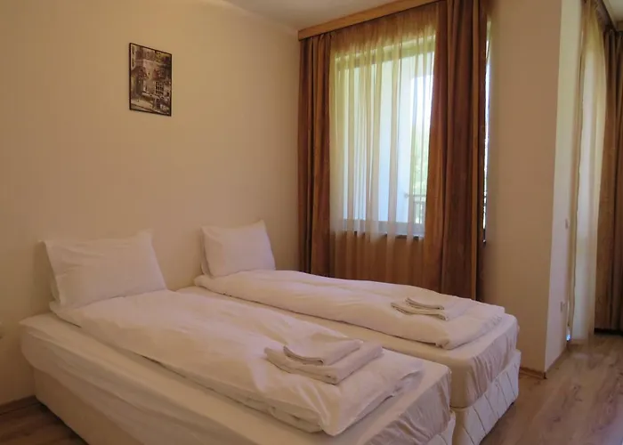 Rivendell Gardens Complex * Borowec