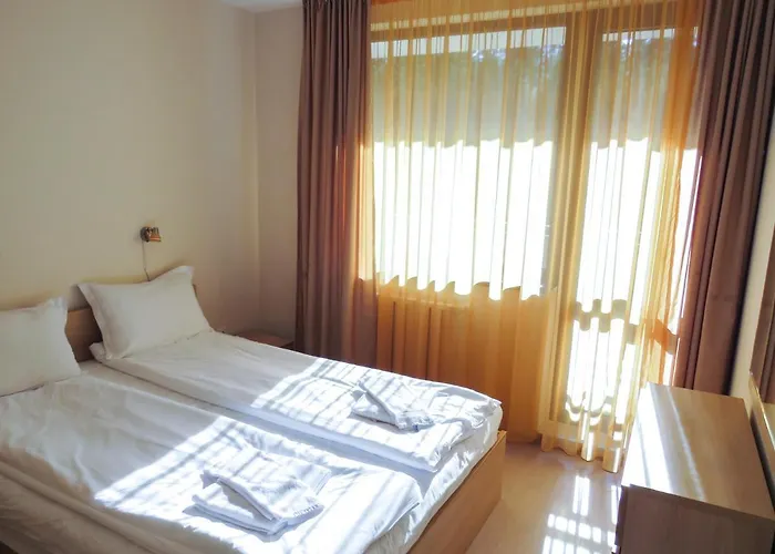 Rivendell Gardens Complex Apartament *